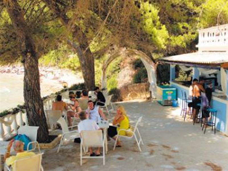 Golden View Resort Sinarades Kontogialos Exteriér fotografie